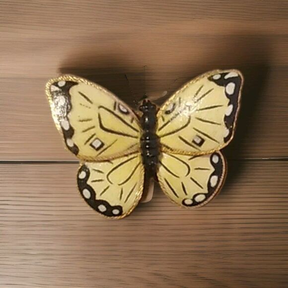 Vintage Butterfly Brooch Pin Yellow Black and Gold Tone Vintage Signed Weiss - Picture 1 of 5